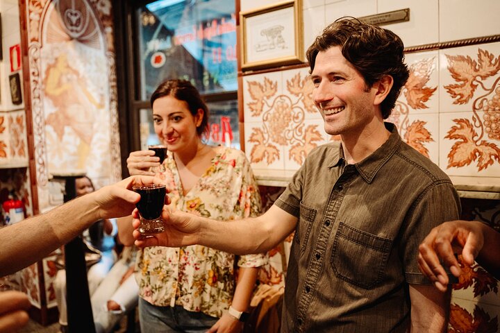 Un viaggio culinario e storico attraverso le taverne più antiche e i monumenti iconici di Madrid, foto 28 | wizardtrip