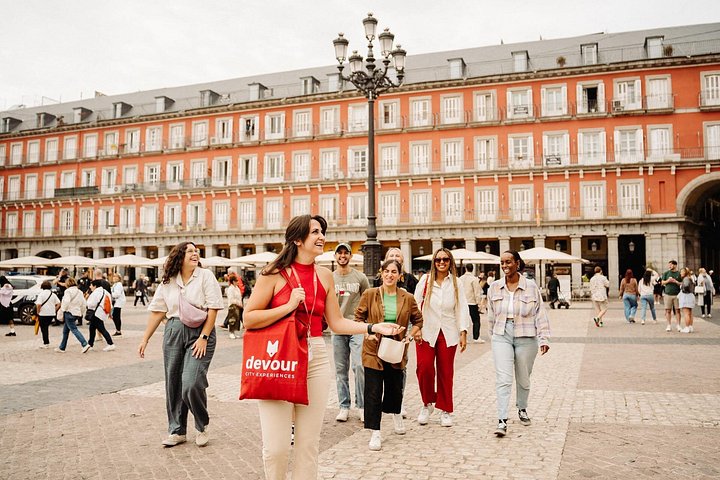 Um tour gastronômico guiado pelos charmosos bairros de Madrid, provando iguarias locais e produtos de mercado, foto 26 | wizardtrip