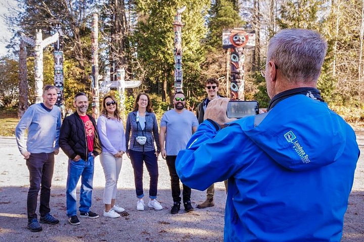 Eine geführte Tour, die Vancouvers Wahrzeichen zeigt, darunter die Capilano Suspension Bridge und Stadtblicke, Foto 6 | wizardtrip