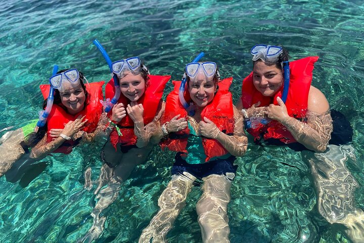 Øyhopping-eventyr på Bahamas med svømmegriser, skilpadder, snorkling og strandklubb, foto 12 | wizardtrip
