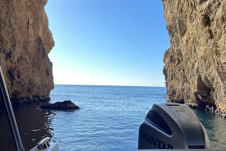 Excursion en bateau rapide vers la Grotte Bleue, les Grottes Vertes et la plage de Sunj depuis Dubrovnik, photo 7 | wizardtrip
