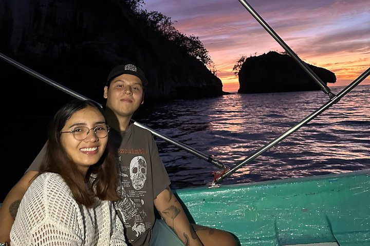 Passeio de barco de bioluminescência e pôr do sol em Puerto Vallarta, México, foto 11 | wizardtrip