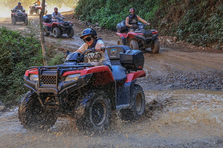 Tour privato in ATV a Puerto Vallarta, Sierra Madre, con cascata e degustazione tequila, foto 18 | wizardtrip