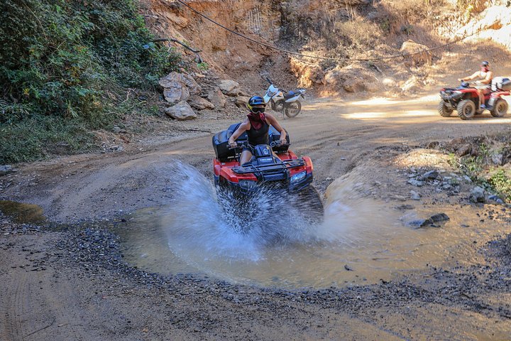 Tour privato in ATV a Puerto Vallarta, Sierra Madre, con cascata e degustazione tequila, foto 24 | wizardtrip