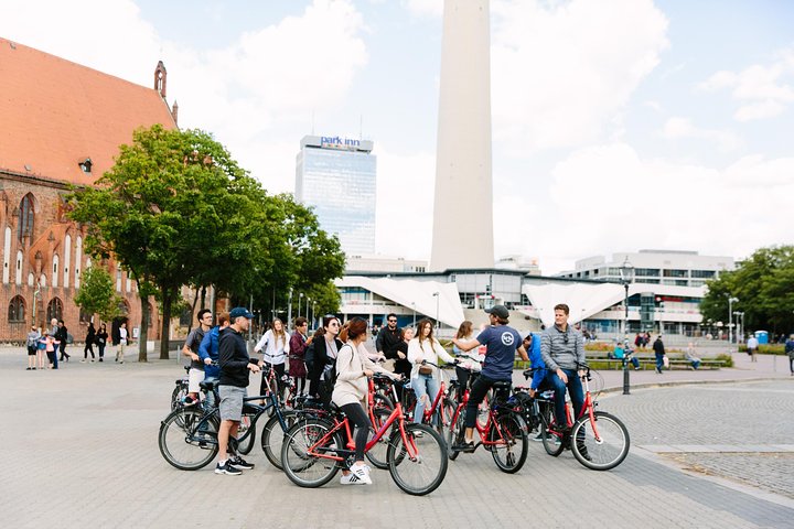 Geführte Fahrradtour zu Berlins historischen Wahrzeichen und Sehenswürdigkeiten, Foto 9 | wizardtrip
