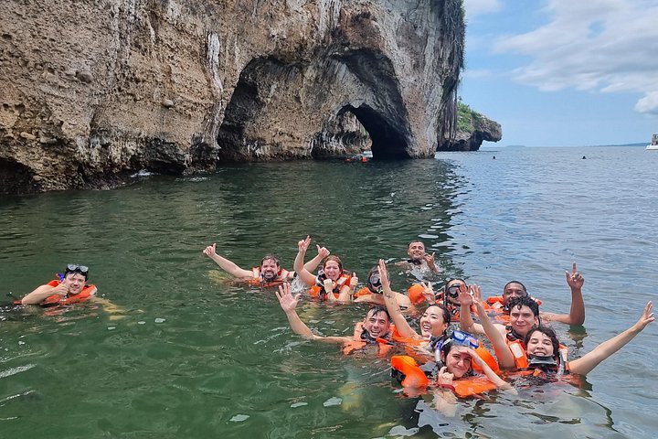 Båd- og snorkeltur for små grupper til Los Arcos-øerne nær Puerto Vallarta, Mexico, foto 13 | wizardtrip