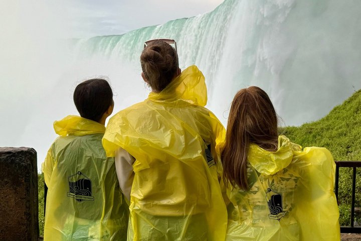 Viagem de um dia às Cataratas do Niágara a partir de Toronto com as cataratas icónicas, passeio de barco e miradouros panorâmicos, foto 11 | wizardtrip