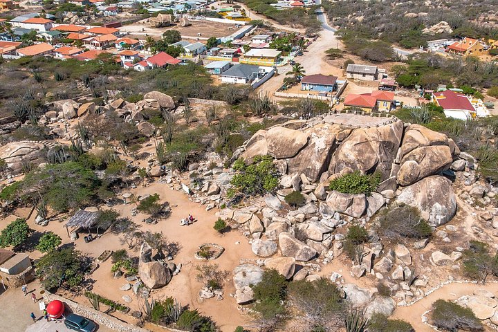Aruba plattelandstour met vuurtorens, kapellen, rotsformaties en historische bezienswaardigheden, foto 17 | wizardtrip