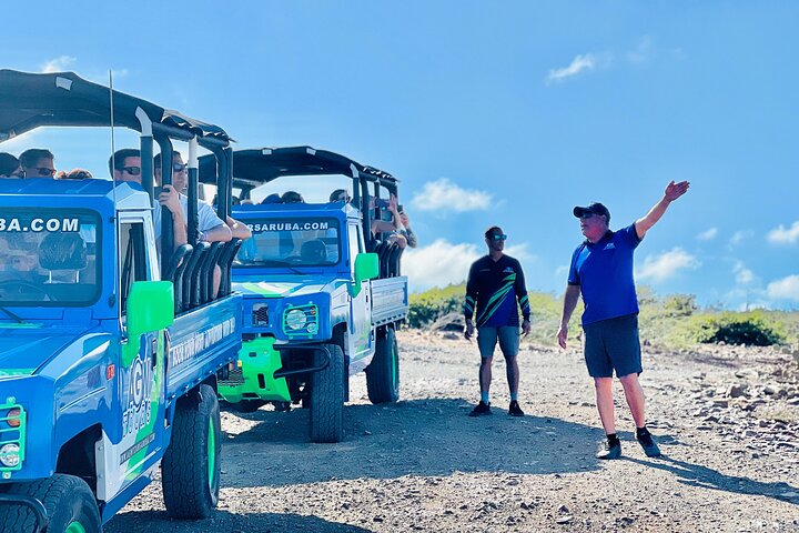 Jeep adventure exploring Aruba's Natural Pool, caves, and Baby Beach, photo 7 | wizardtrip