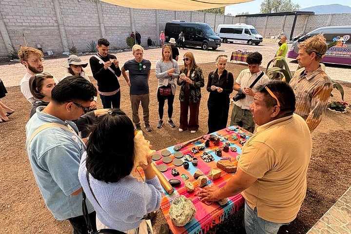 Ballonvaart over de piramides van Teotihuacan met ontbijt en culturele ervaringen, foto 17 | wizardtrip