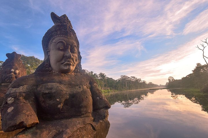 Explore templos antiguos como Angkor Wat y Ta Prohm en un tour privado de un día desde Siem Reap, Camboya, foto 10 | wizardtrip