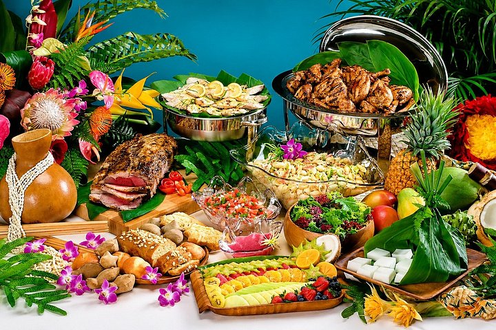 Crucero con cena al atardecer con espectáculo polinesio y buffet en Oahu, Hawái, foto 21 | wizardtrip