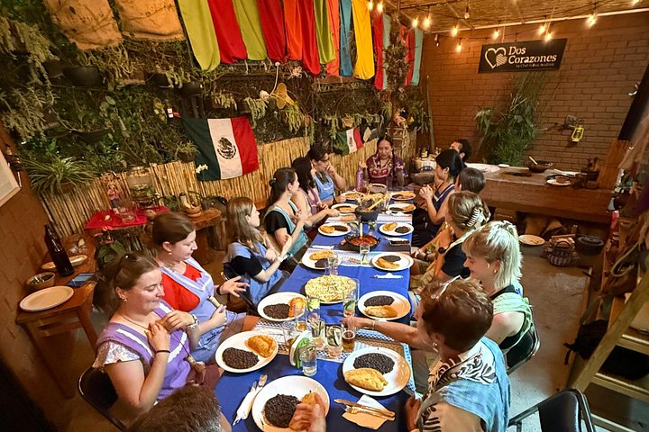 Leer traditionele Oaxacaanse kookkunst in een praktische les, bereid authentieke gerechten en geniet van een gezamenlijke maaltijd, foto 15 | wizardtrip