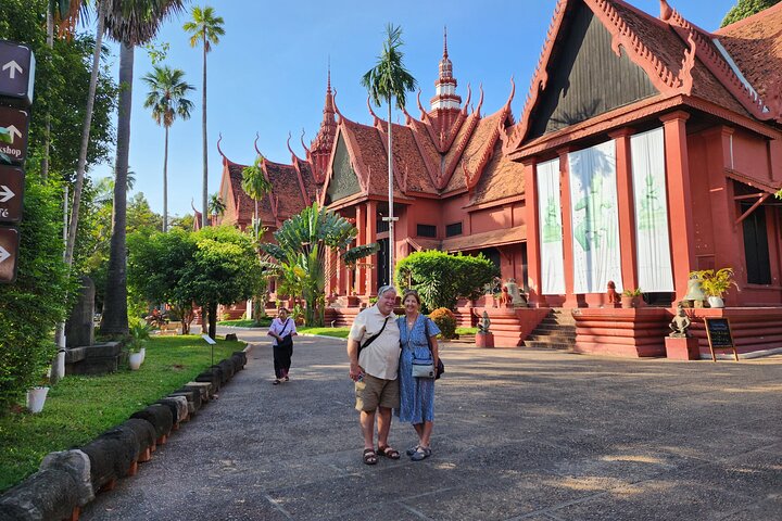A comprehensive tour of Phnom Penh's historical sites, including temples, museums, and genocide memorials, photo 20 | wizardtrip