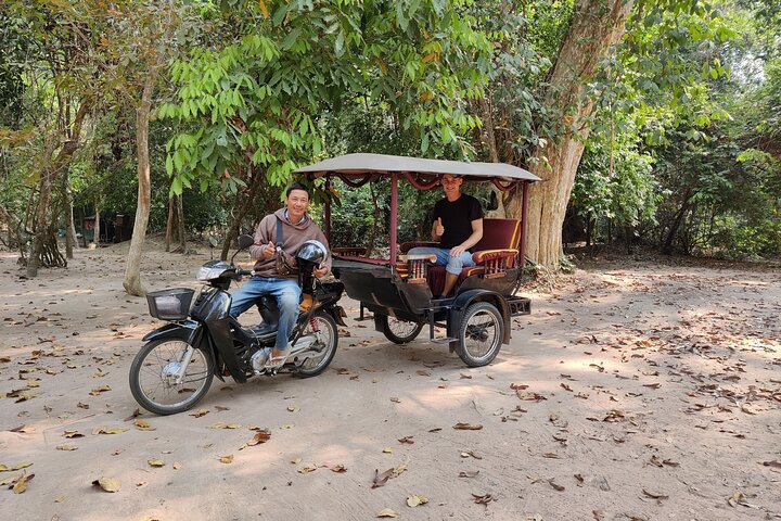 Visite privée en tuk-tuk des temples d'Angkor Wat, Bayon et Ta Prohm à Siem Reap, Cambodge, photo 9 | wizardtrip