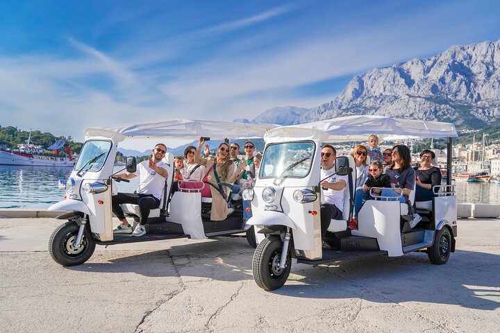 Scenic tuk-tuk tour to the Biokovo Skywalk in Makarska, Croatia, offering stunning cliffside views, photo 7 | wizardtrip