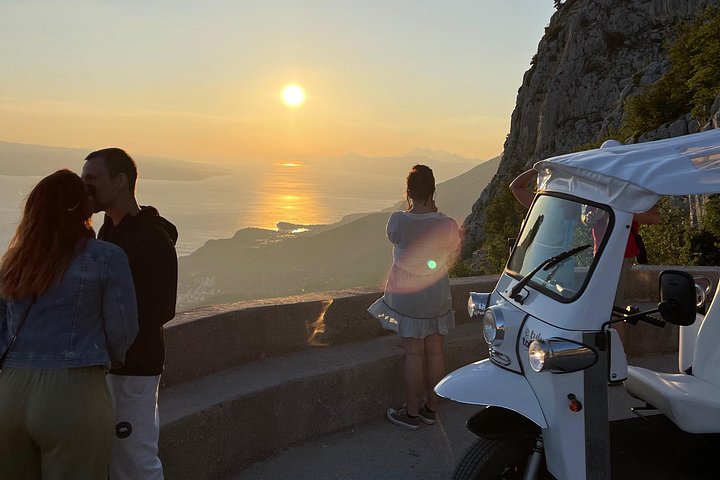 Scenic tuk-tuk tour to the Biokovo Skywalk in Makarska, Croatia, offering stunning cliffside views, photo 17 | wizardtrip