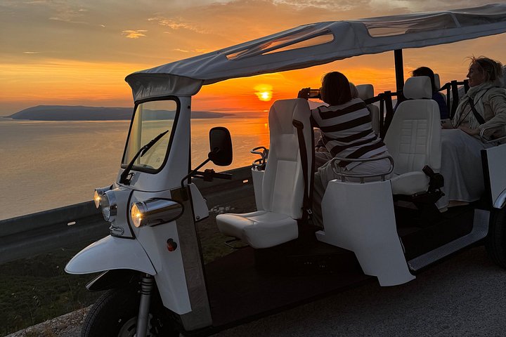 Scenic tuk-tuk tour to the Biokovo Skywalk in Makarska, Croatia, offering stunning cliffside views, photo 21 | wizardtrip