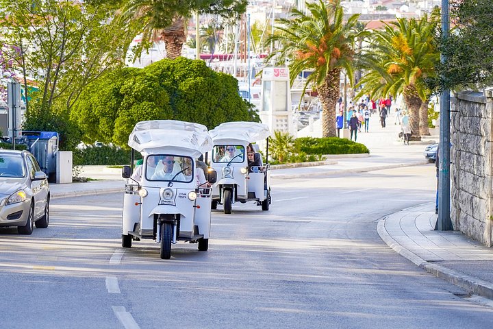 Scenic tuk-tuk tour to the Biokovo Skywalk in Makarska, Croatia, offering stunning cliffside views, photo 28 | wizardtrip