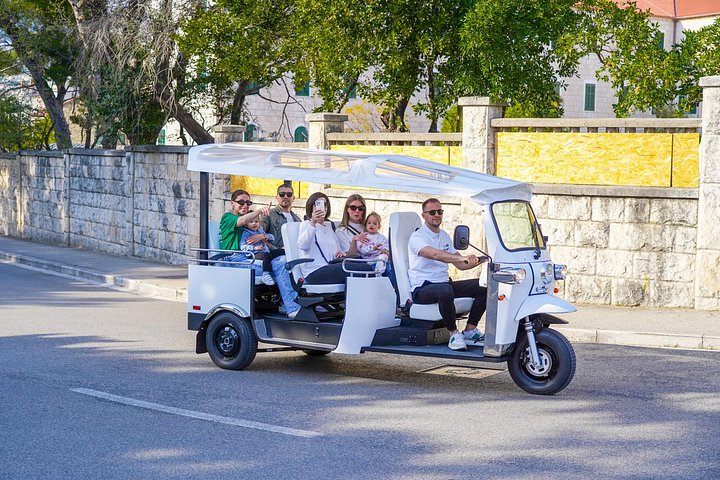 Scenic tuk-tuk tour to the Biokovo Skywalk in Makarska, Croatia, offering stunning cliffside views, photo 29 | wizardtrip