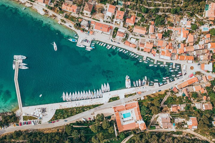 Excursion en bateau rapide vers le Blue Lagoon depuis Trogir, Croatie, avec baignade et exploration d'îles, photo 12 | wizardtrip