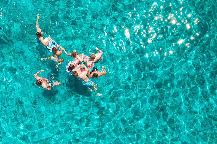 Excursion en bateau rapide vers le Blue Lagoon depuis Trogir, Croatie, avec baignade et exploration d'îles, photo 13 | wizardtrip