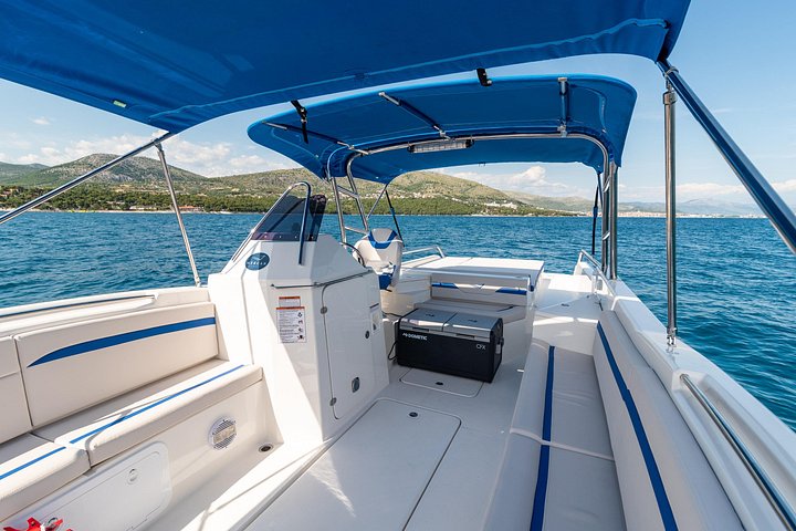 Excursion en bateau rapide vers le Blue Lagoon depuis Trogir, Croatie, avec baignade et exploration d'îles, photo 18 | wizardtrip