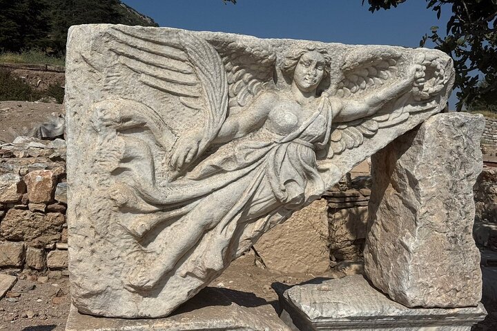 Explorez l'ancienne Éphèse, la Maison de la Vierge Marie et le Temple d'Artémis lors d'une visite guidée depuis Kusadasi, photo 26 | wizardtrip