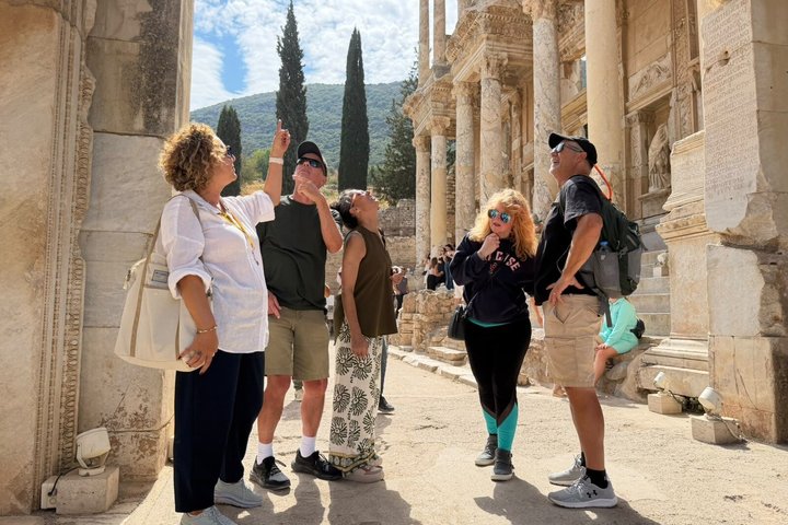Tour guiado privado de la antigua Éfeso y sitios históricos cerca de Kusadasi, Turquía, foto 10 | wizardtrip