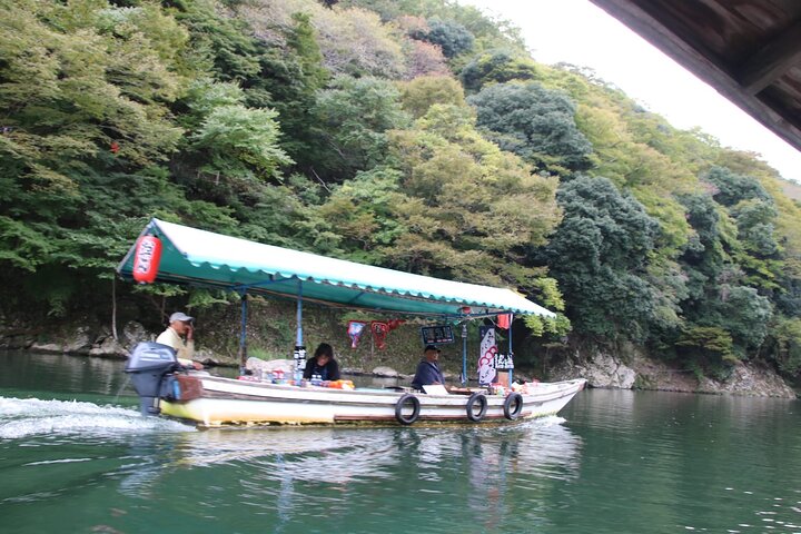 Arashiyama wandeltocht in Kyoto met het bamboebos, de Tenryu-ji tempeltuin, de Togetsukyo-brug en het apenpark, foto 22 | wizardtrip