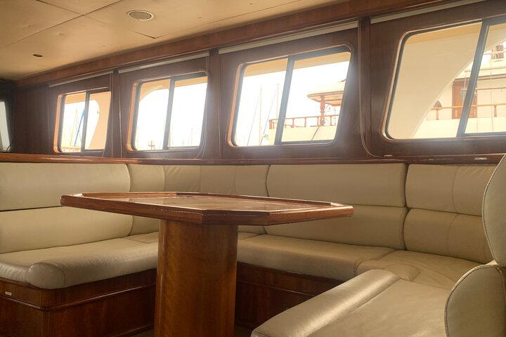 Croisière en yacht de luxe le long de la côte de Protaras, Chypre, avec arrêts baignade et toboggan, photo 21 | wizardtrip