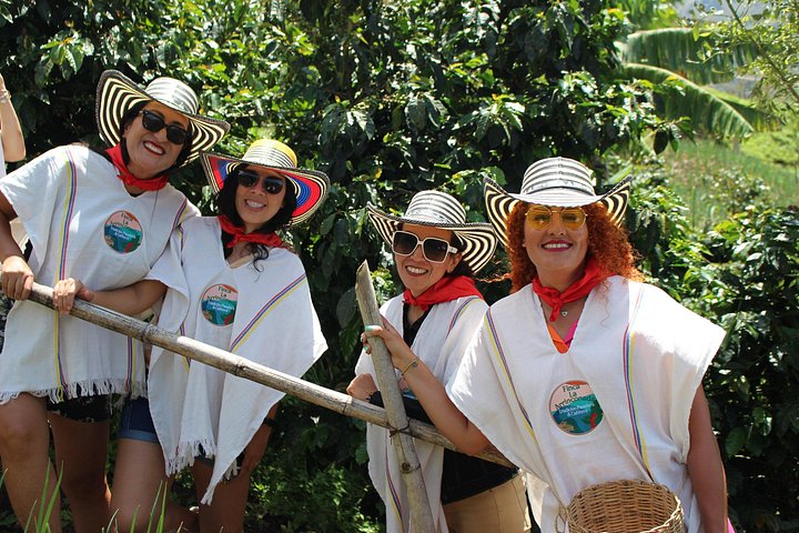 Experimenta un auténtico tour de finca de café colombiana cerca de Medellín, incluyendo cosecha, procesamiento y degustación, foto 22 | wizardtrip