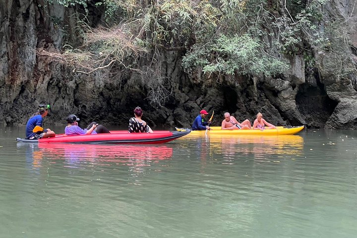 Aventura de caiaque marítimo na Baía de Phang Nga, Tailândia, explorando grutas e ilhas, foto 14 | wizardtrip