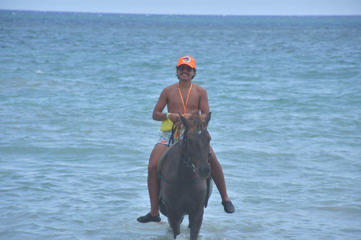 Alt-adgang eventyrparkpas i Montego Bay, Jamaica, med ATV, ziplining, ridning og katamaranture, foto 6 | wizardtrip