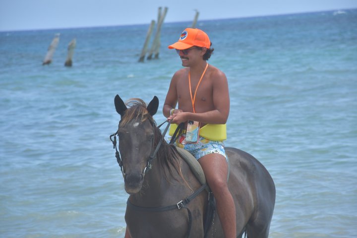 Alt-adgang eventyrparkpas i Montego Bay, Jamaica, med ATV, ziplining, ridning og katamaranture, foto 7 | wizardtrip