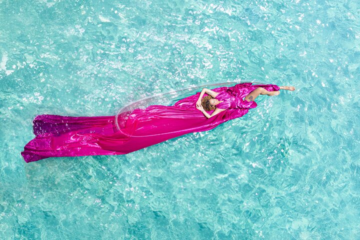 Sessão fotográfica em caiaque transparente em Curaçao com cocktails e filmagem com drone, foto 47 | wizardtrip