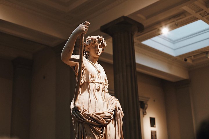 Tour guidato semi-privato del British Museum a Londra, che mostra manufatti storici, foto 11 | wizardtrip