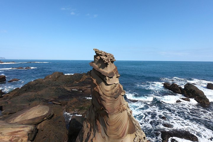 Privat heldagstur som utforsker Yehliu Geopark, Jiufen Old Street og Shifen-fossen fra Taipei, foto 13 | wizardtrip