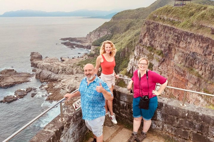 Privat heldagstur som utforsker Yehliu Geopark, Jiufen Old Street og Shifen-fossen fra Taipei, foto 17 | wizardtrip
