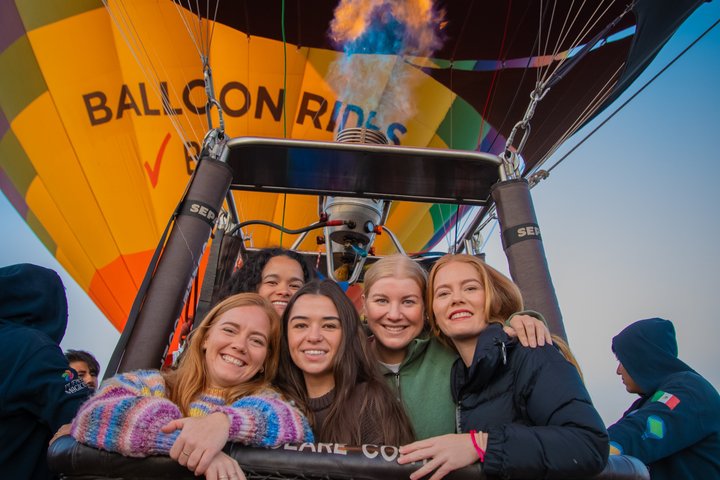 Ballongferd over de eldgamle pyramidene i Teotihuacan, Mexico, med frokost inkludert, foto 7 | wizardtrip