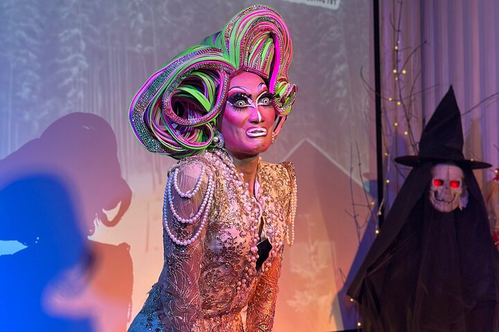 Canggu: Drag Show met Diner | wizardtrip