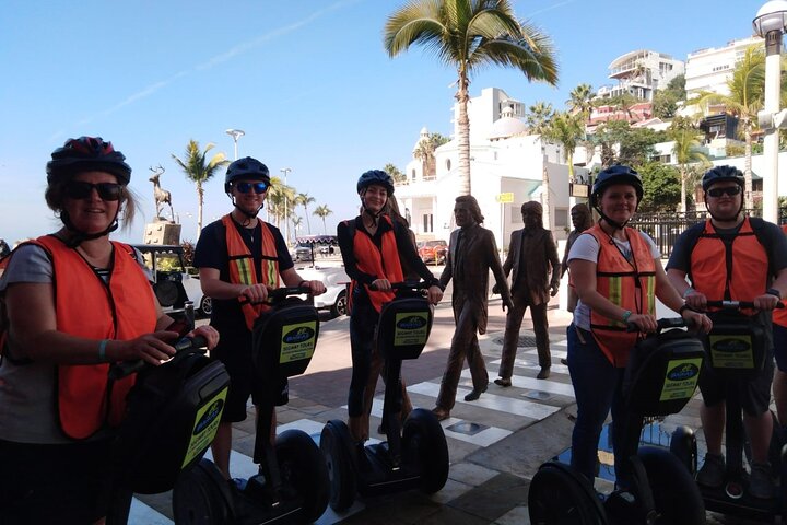 Tour in Segway che esplora le strade storiche e il lungomare della Città Vecchia di Mazatlán, Messico, foto 7 | wizardtrip