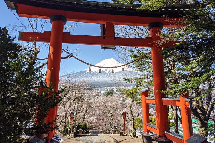 Tour privato in auto sul Monte Fuji, che mostra viste iconiche, laghi e siti culturali in Giappone, foto 21 | wizardtrip