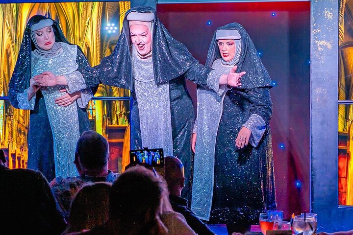 Comedy Drag Dinner Show på Lanzarote med live-optrædener, kostumer og middag, foto 12 | wizardtrip