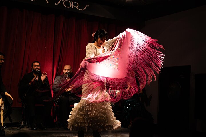 Vivi uno spettacolo di flamenco intimo e autentico con artisti professionisti alla Casa Sors di Barcellona, foto 8 | wizardtrip