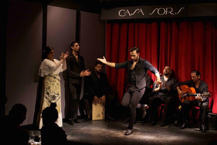 Vivi uno spettacolo di flamenco intimo e autentico con artisti professionisti alla Casa Sors di Barcellona, foto 9 | wizardtrip
