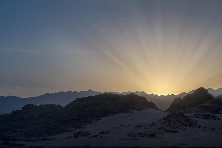 Stargazing tour in Hurghada desert with telescope and Bedouin camp, photo 12 | wizardtrip