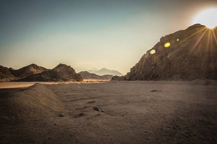 Stargazing tour in Hurghada desert with telescope and Bedouin camp, photo 19 | wizardtrip