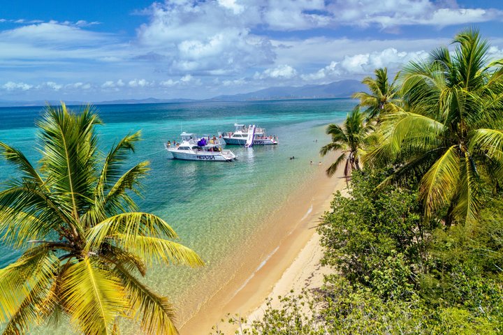 All-inclusive bådtur med snorkling, vandrutsjebane, frokost og drikkevarer til Icacos eller Vieques ø fra Fajardo, Puerto Rico, foto 21 | wizardtrip