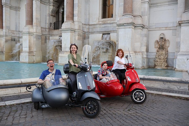 Ride through Rome's historic streets on a classic Vespa sidecar, visiting iconic landmarks, photo 17 | wizardtrip